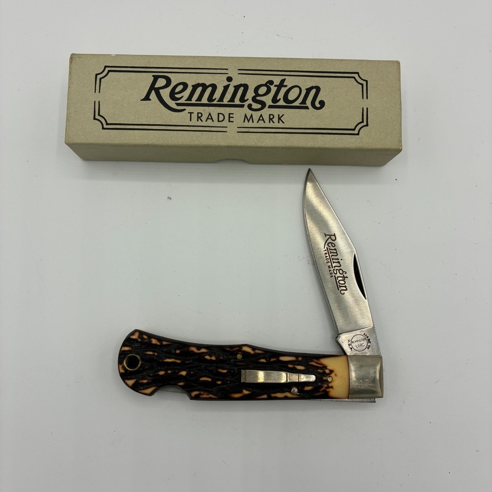 1990 Remington R1306 "Tracker" Bullet Knife Stag-Lon Delrin Lockback Foldable